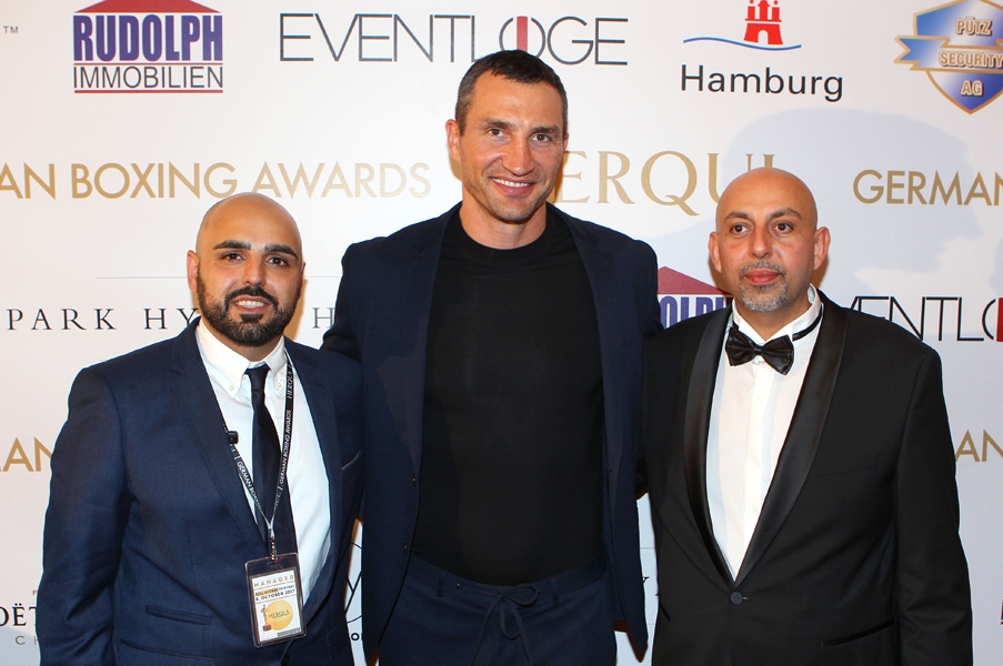 
Ramin Seyed, Wladimir Klitschko und Garen Mehrabian zusammen bei HERQUL - German Boeing Awards in Hamburg.
